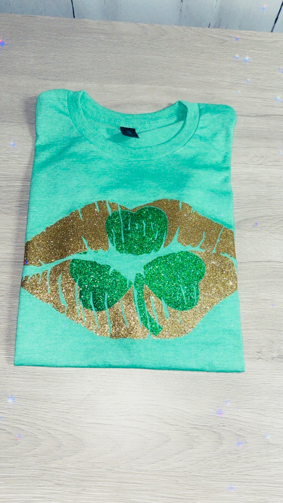 LUCKY LIPS - REAL GLITTER TEE
